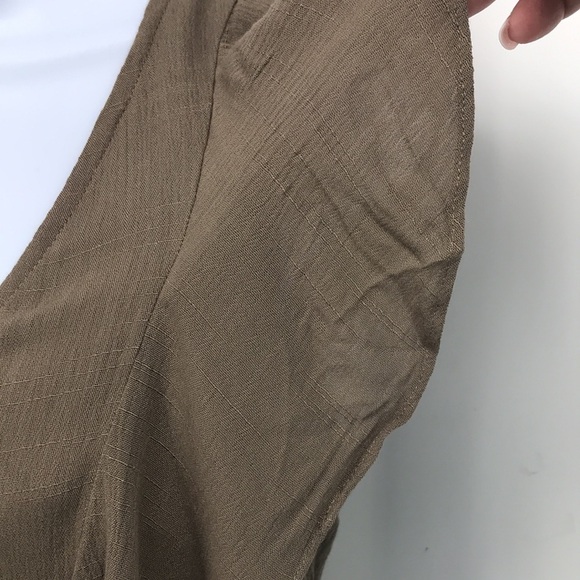 Fashion on Earth Button Down Romper NWT Size M - Picture 4 of 11